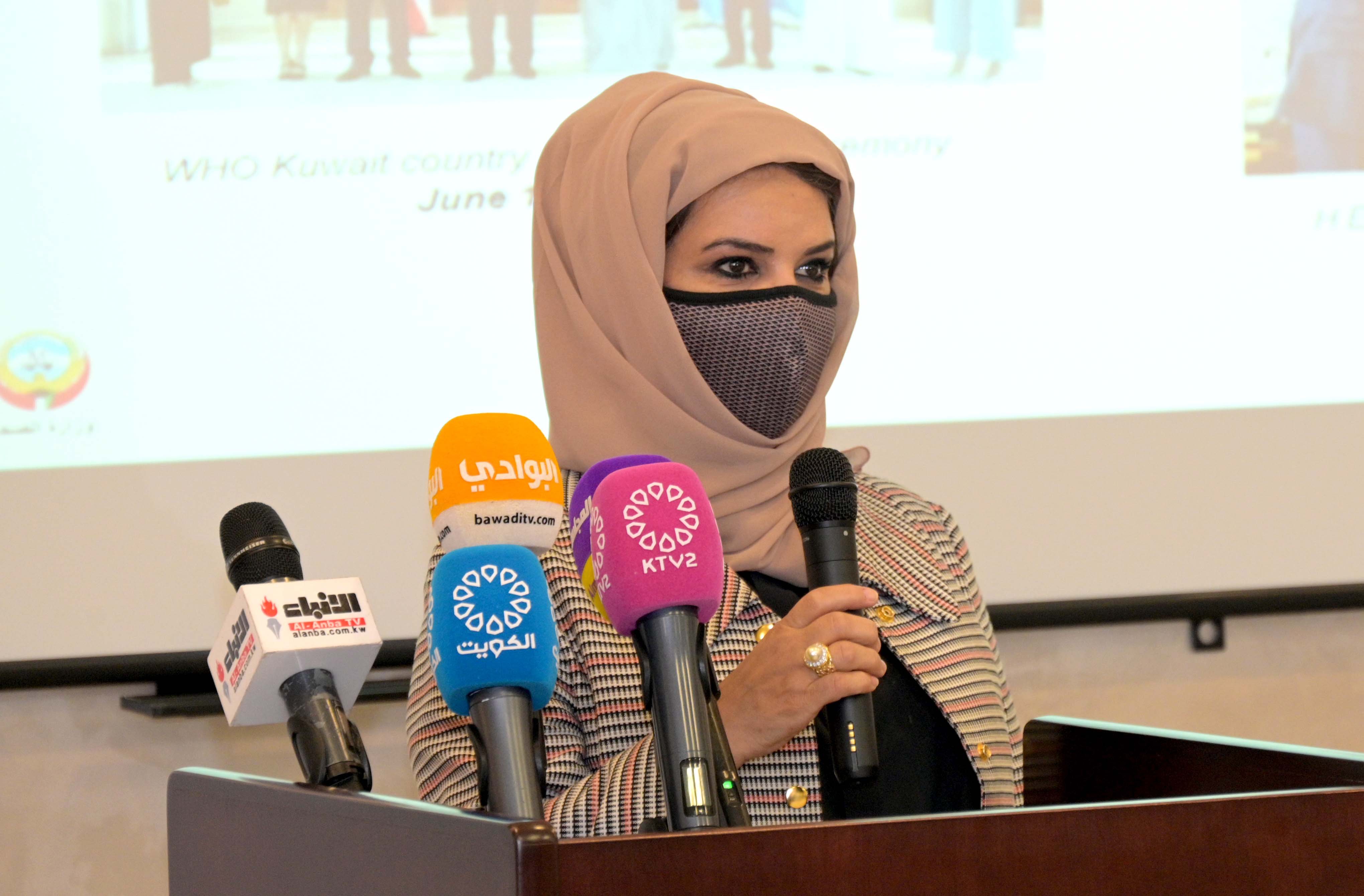 الدكتورة رحاب الوطيان مدير ادارة العلاقات الدولية بوزارة الصحة الكويتية