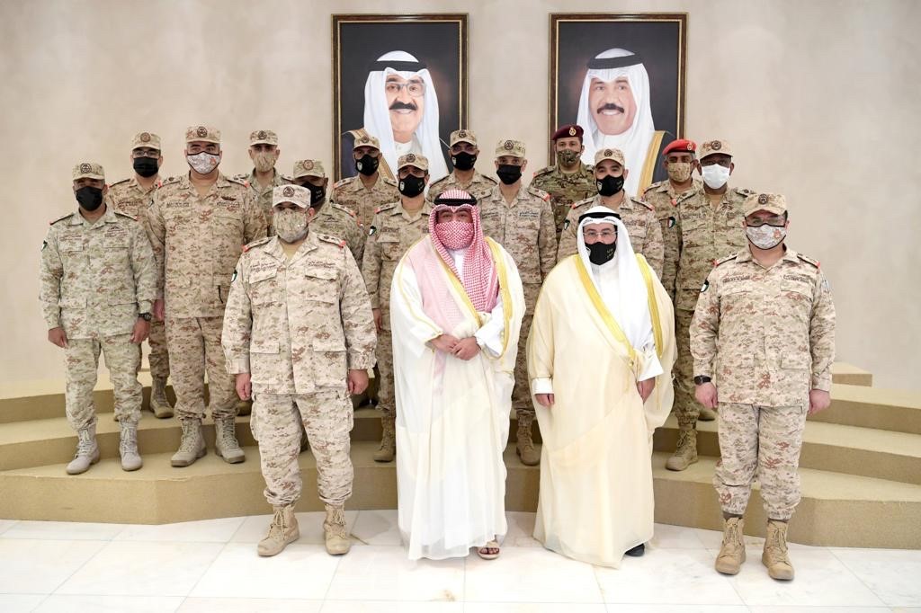 Minister of Interior and Acting Defense Minister Sheikh Thamer Ali Al-Sabah with the Army's top officers