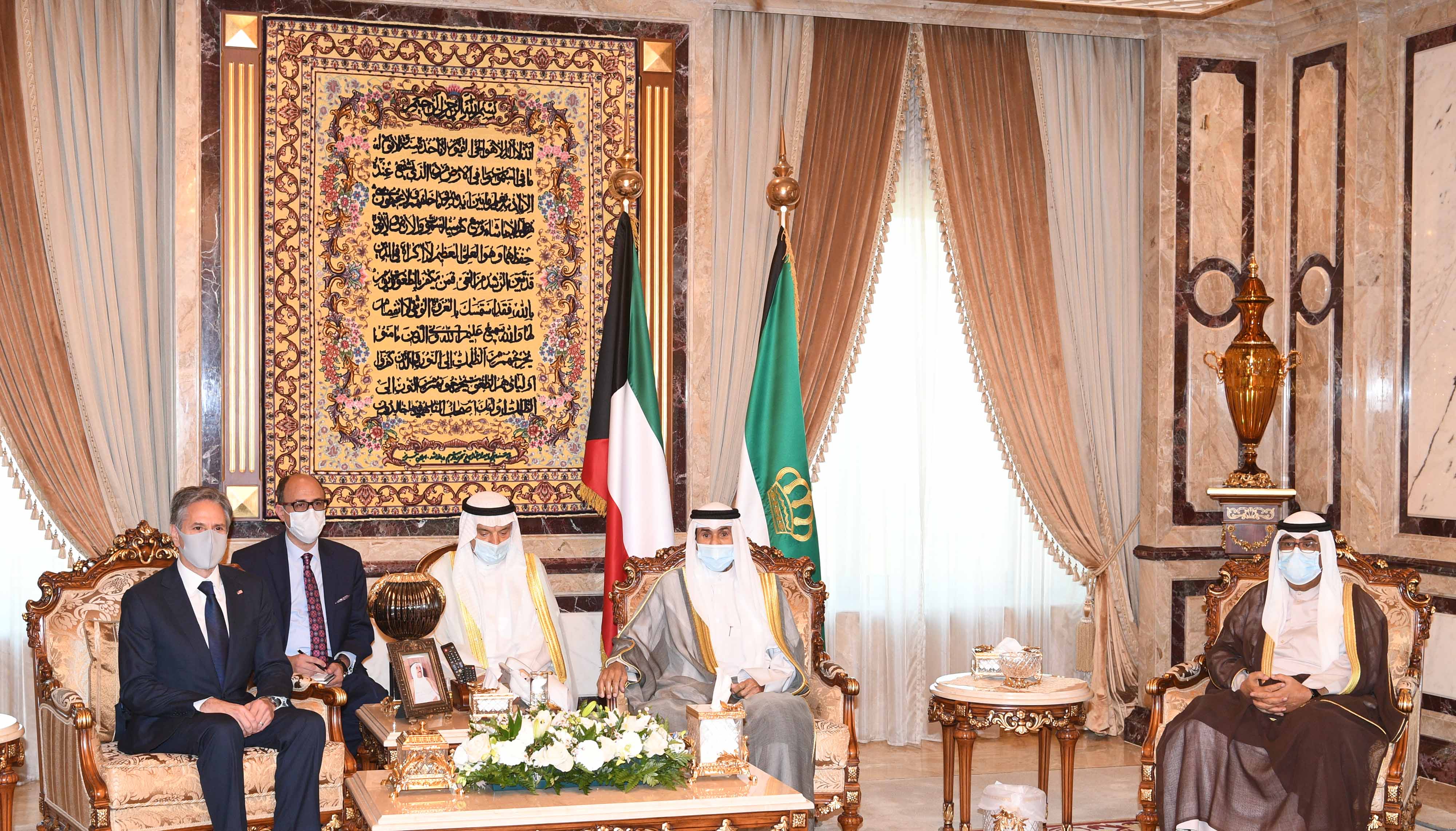 Son Altesse, l’Emir du Koweït, reçoit Antony Blinken 