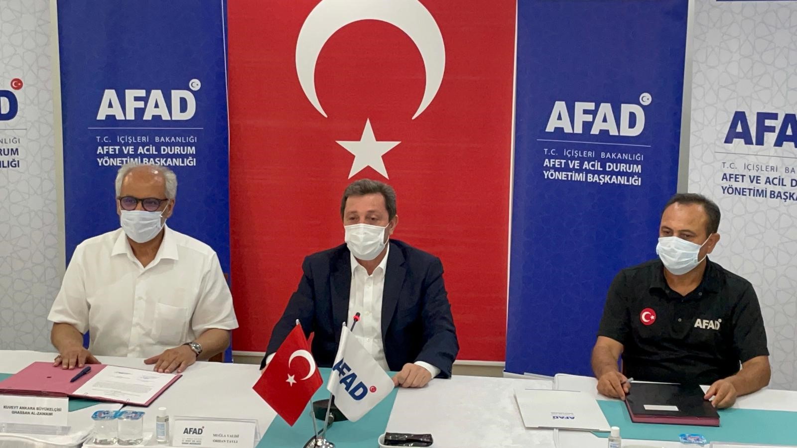 Kuwait donates fire engines and equipment to Turkey