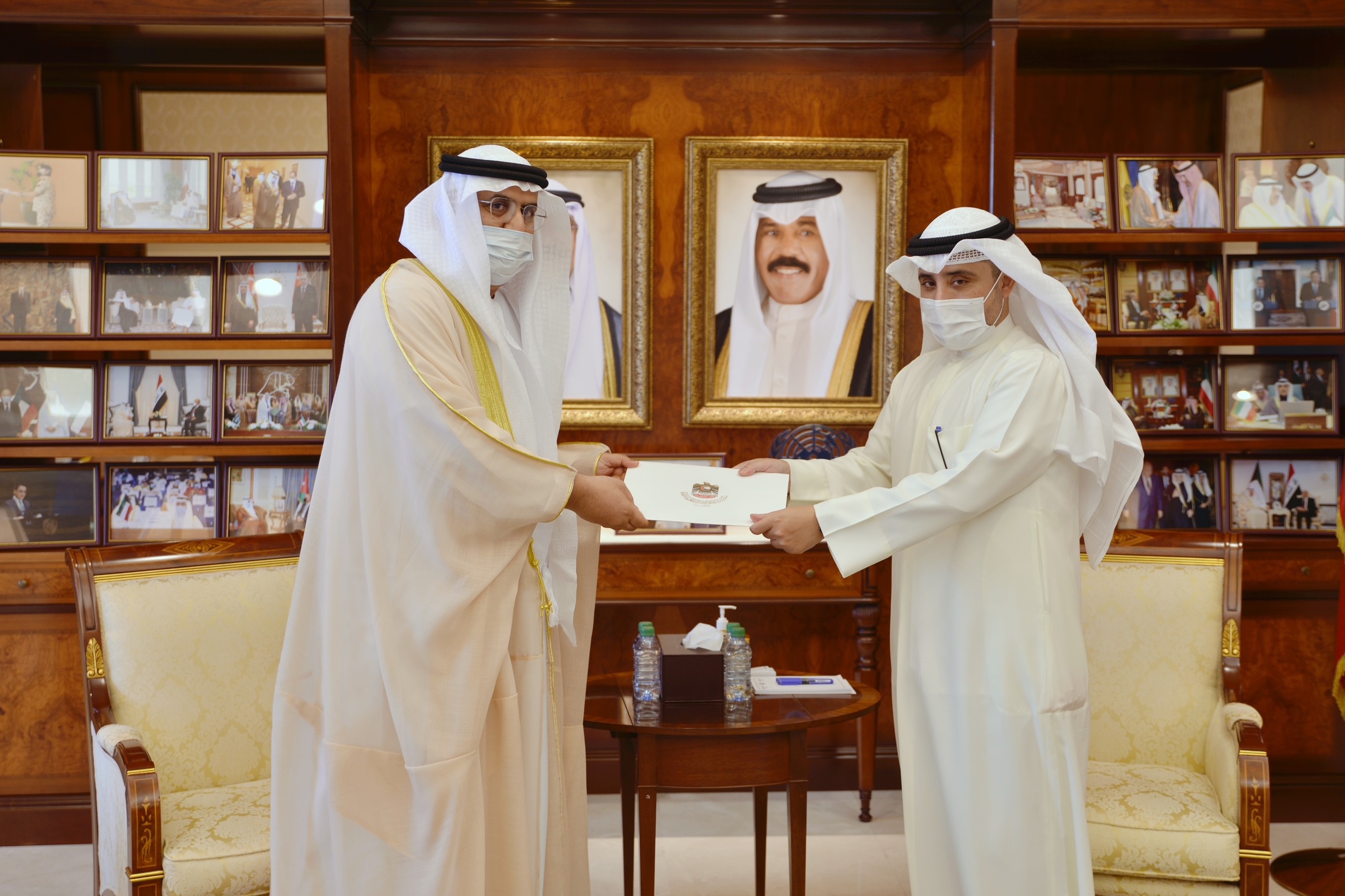 Foreign Minister receives a letter from his UAE counterpart delivered by Ambassador to Kuwait