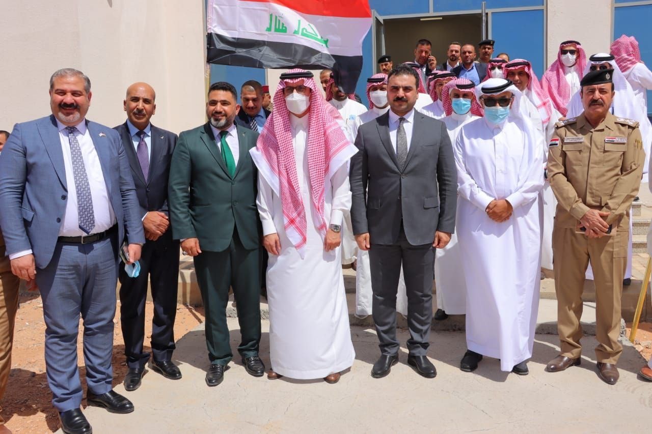 جانب من الاجتماع العراقي السعودي في منفذ عرعر الحدودي لتنشيط التبادل التجاري