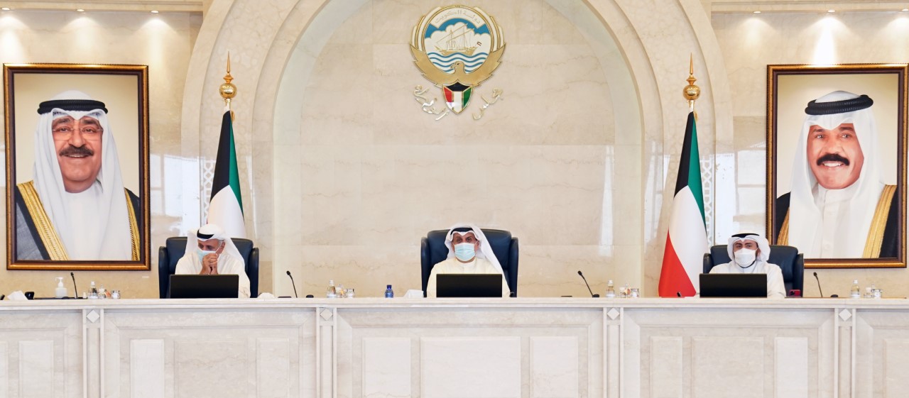 Acting Prime Minister and Defense Minister Sheikh Hamad Jaber Al-Ali Al-Sabah presides Cabinet meeting