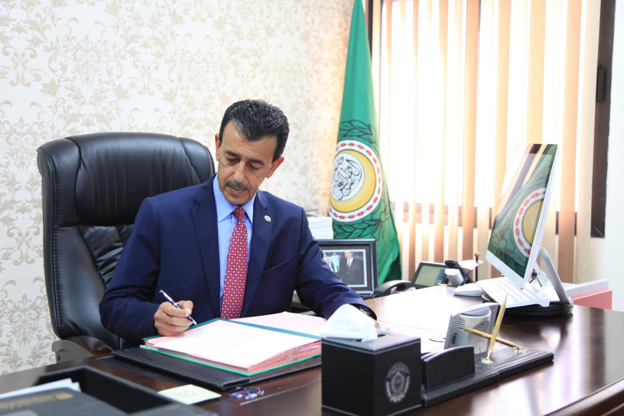 المدير العام للمنظمة العربية للتنمية الصناعية والتقييس والتعدين المهندس عادل الصقر