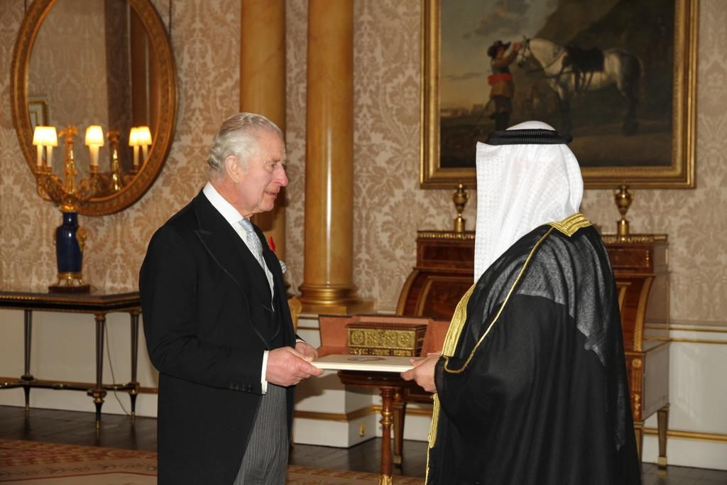 KUNA AlAwadi presents his credentials as Kuwait's Ambassador to UK