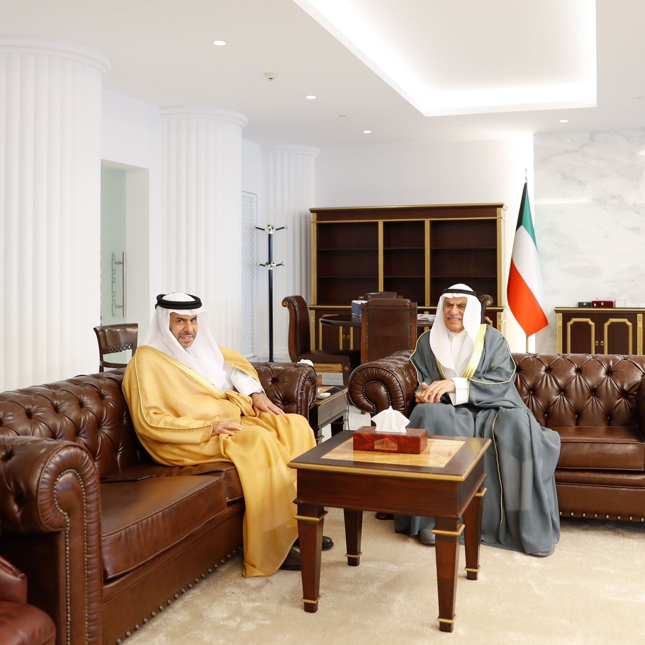رئيس مجلس الأمة يستقبل سفير قطر