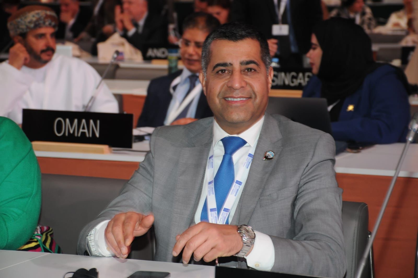 مندوب الكويت الدائم لدى (يونسكو) السفير ادم الملا خلال مشاركته في اعمال اللجنة