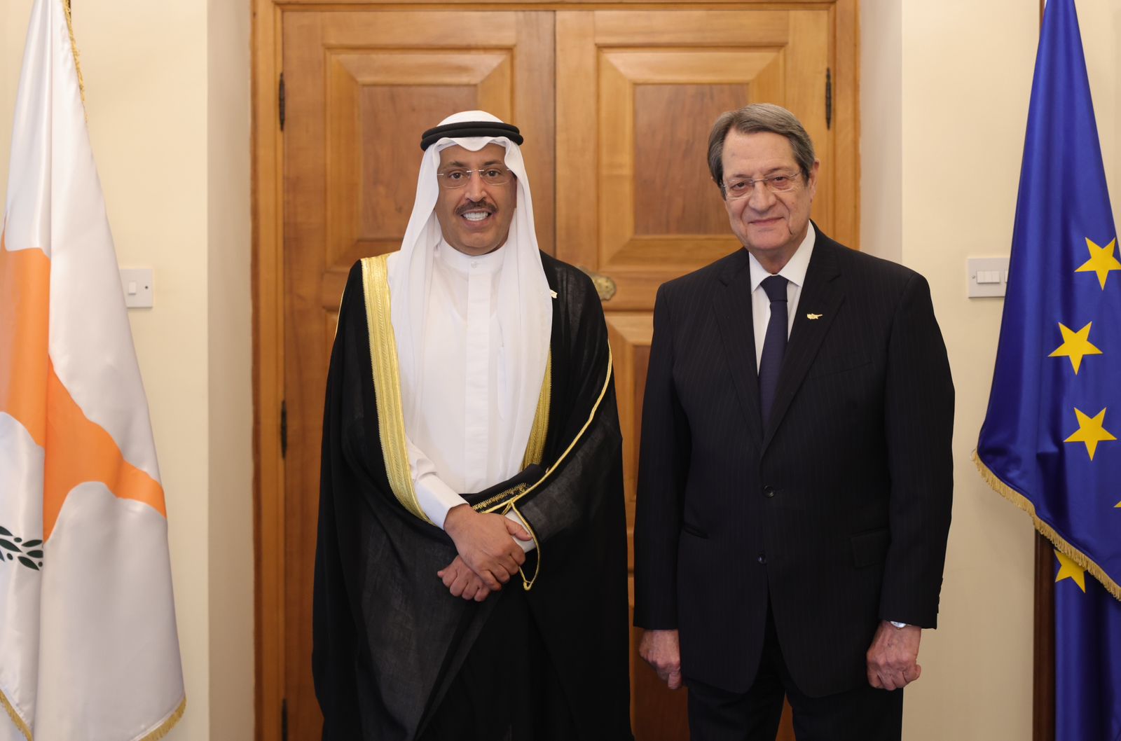 Kuwait Amb. presents his credentials to Cypriot Pres.