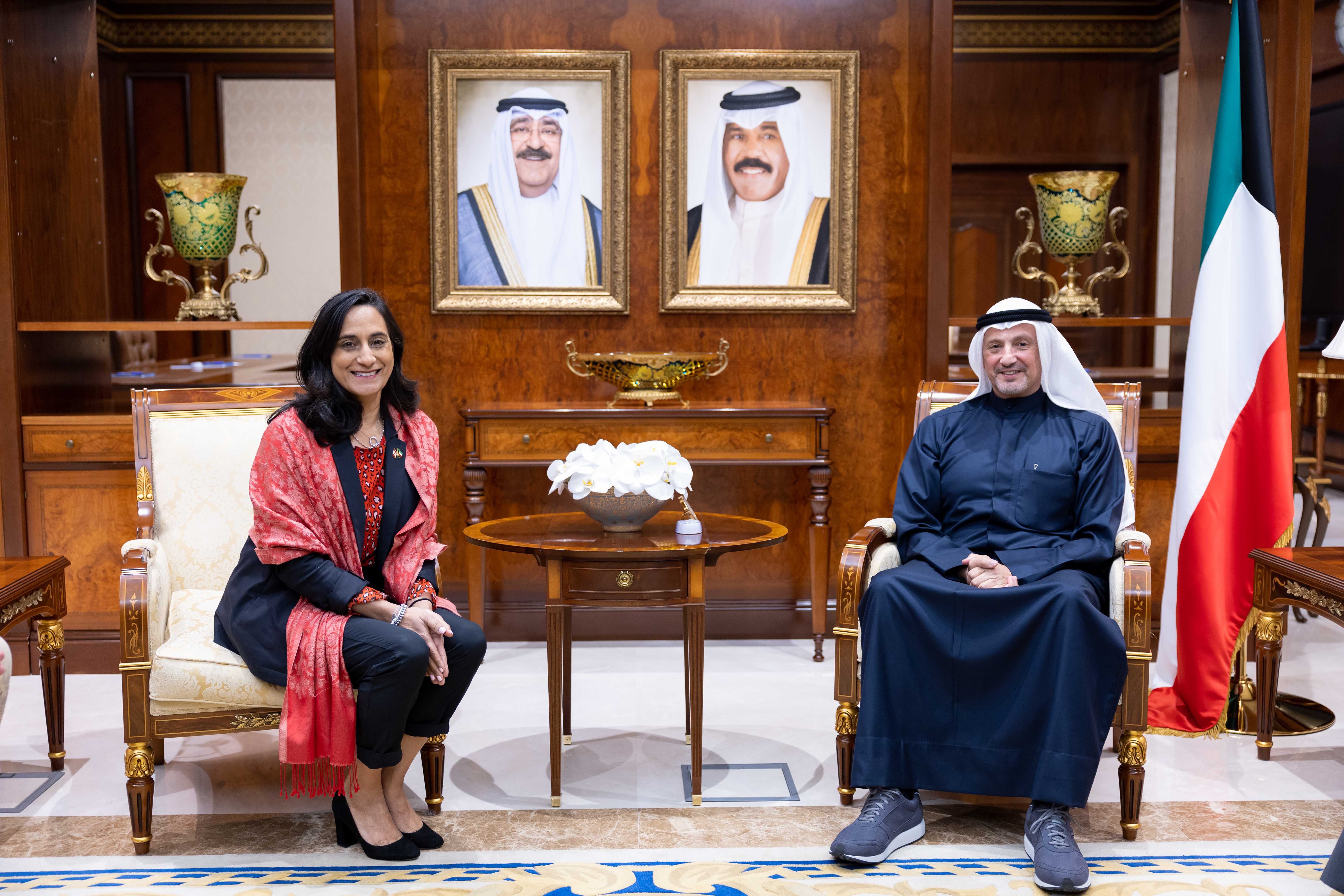 Kuwait Foreign Minister meets with Canadian Defense Minister