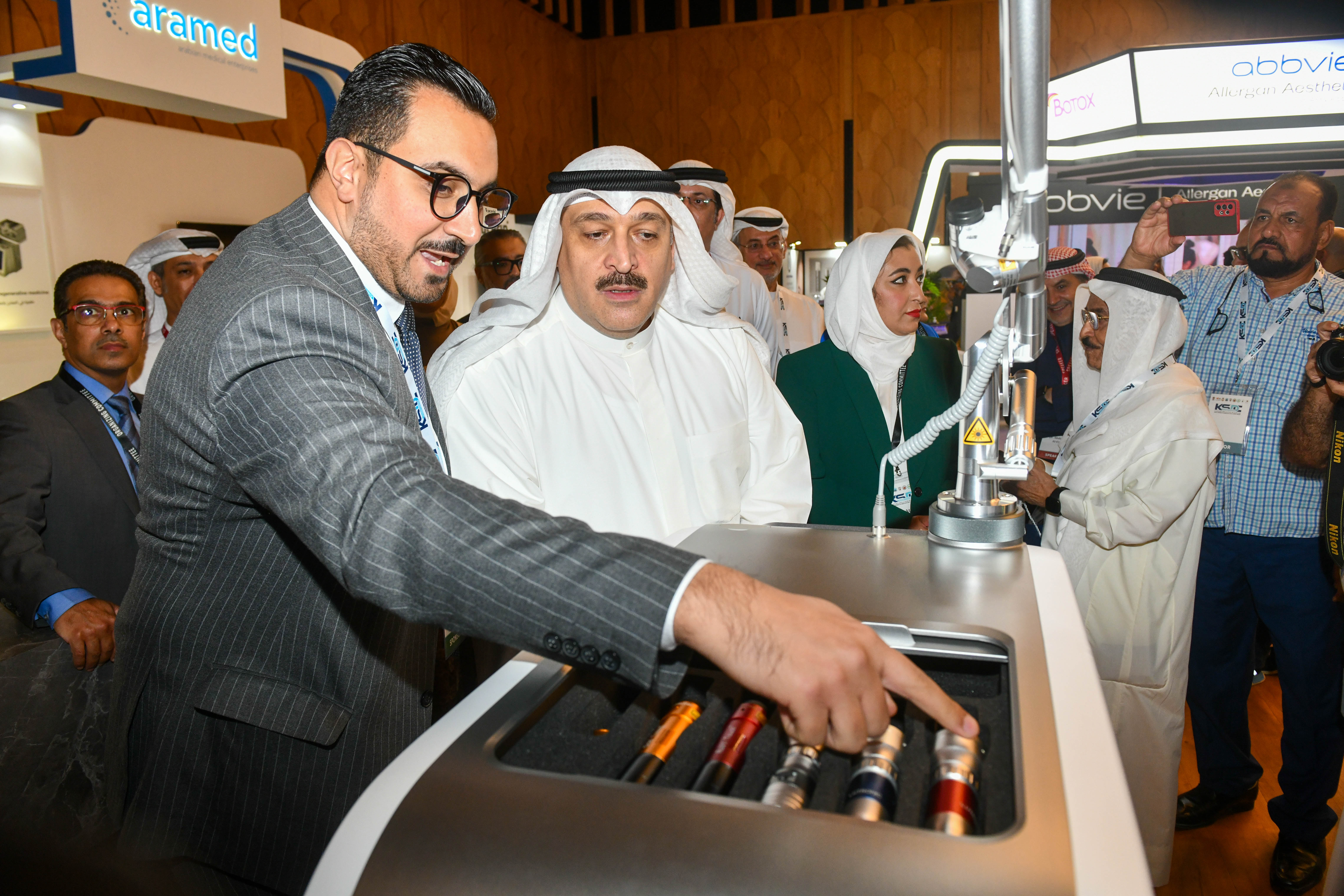 Minister of Health Dr. Ahmad Al-Awadhi visits the accompanying exhibition