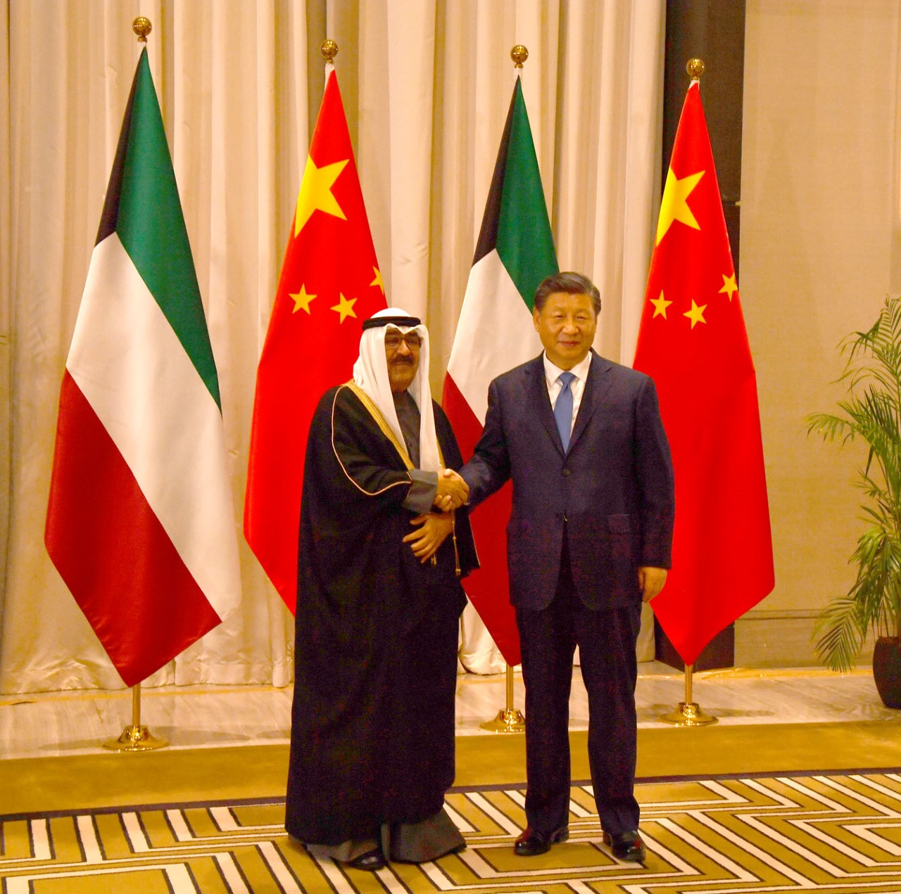 Kuwait Amir's Representative meets Chinese Pres. in Riyadh