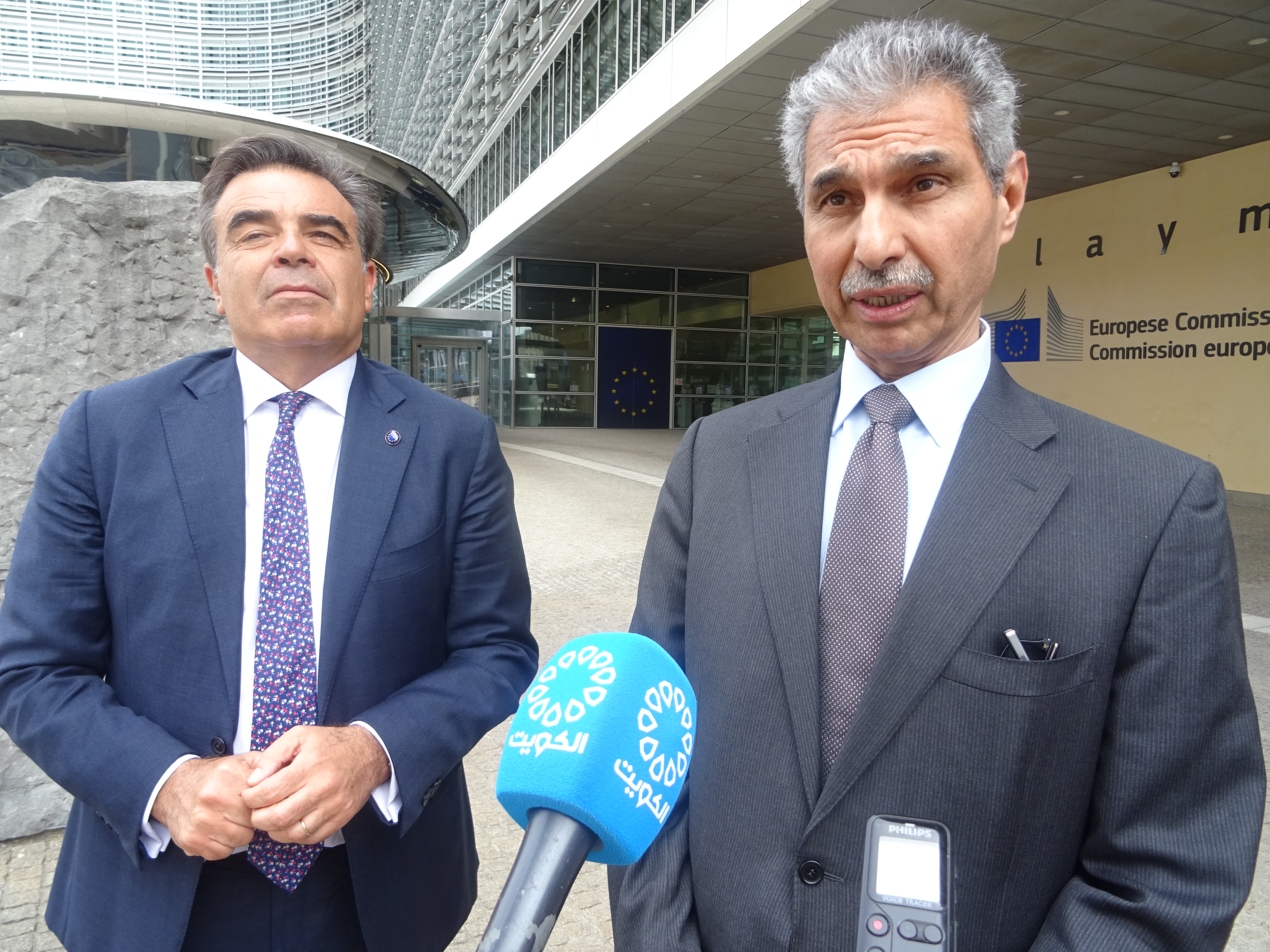 Kuwaiti Deputy Minister of Foreign Affairs Majdi Al-Dhafiri with European Commission vice president Margaritis Schinas