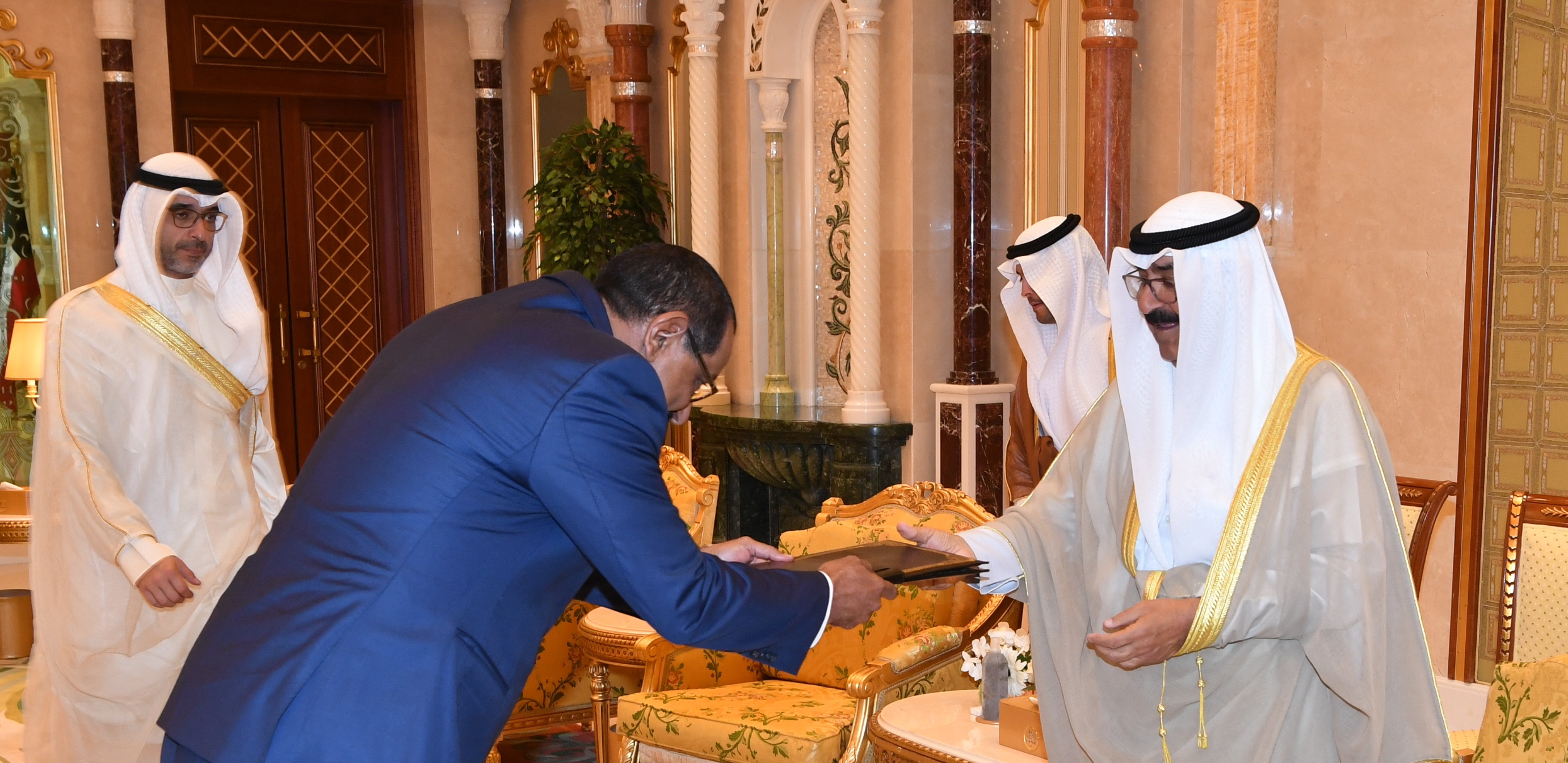 His Highness the Deputy Amir and Crown Prince Sheikh Mishal Al-Ahmad Al-Jaber Al-Sabah received credentials of Mali Rebuplic's Ambassador Ali Ould Ahmad