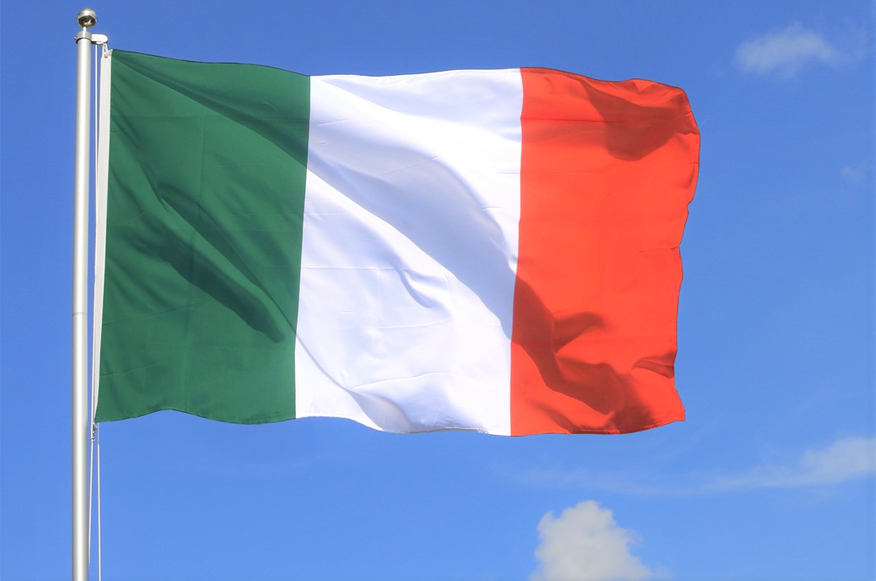 L’Italie loue le rôle important du Koweït dans la stabilité et la paix mondiales.