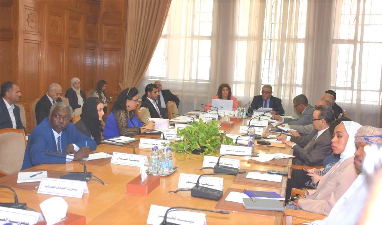 Le comité en réunion au Caire.