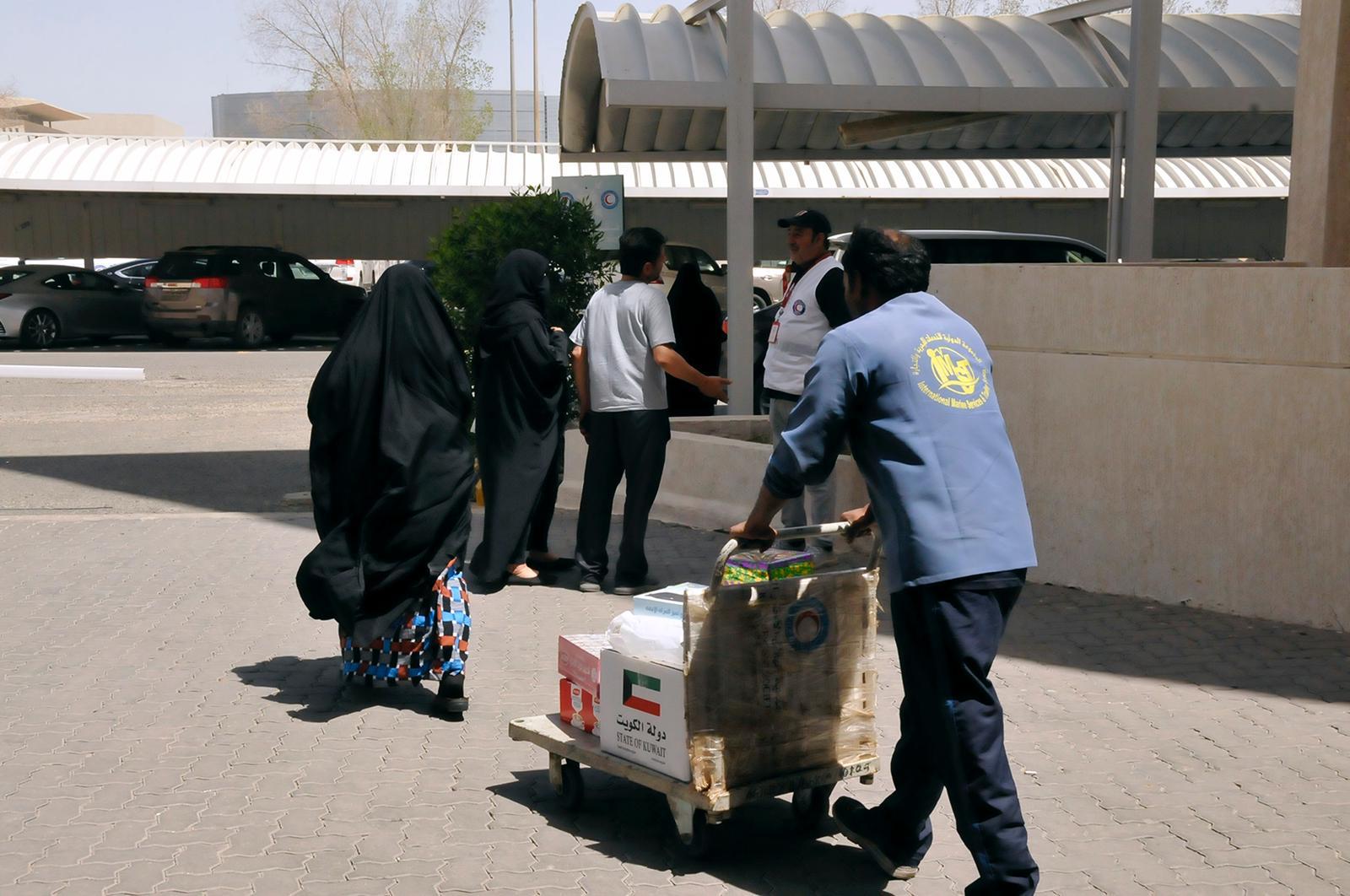 Kuwait Red Crescent Society distributes aid to widows