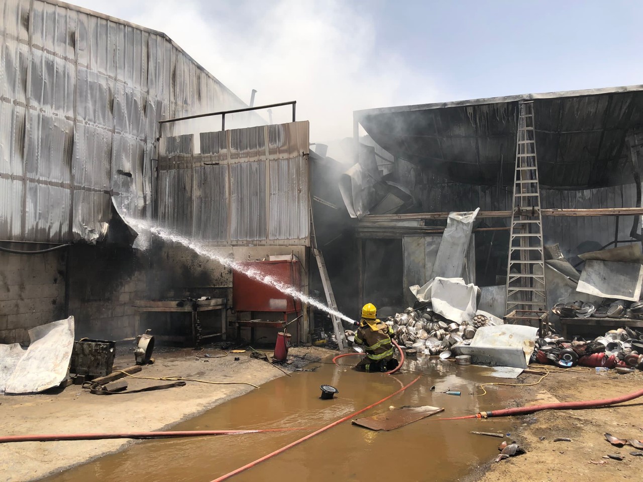 Scrapyard blaze injures five firemen in Kuwait