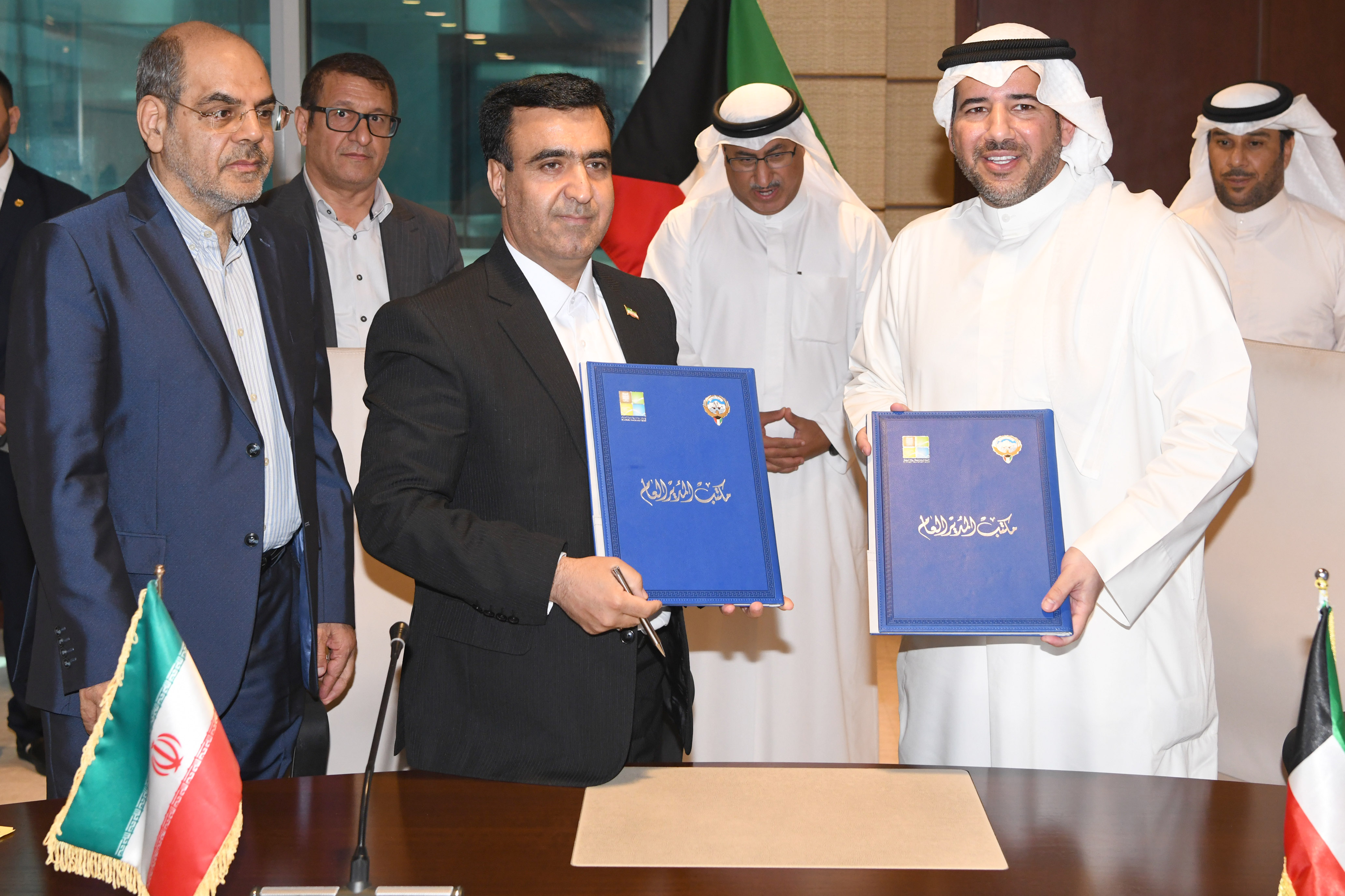 Kuwait, Iran sign agreement to combat sand storms