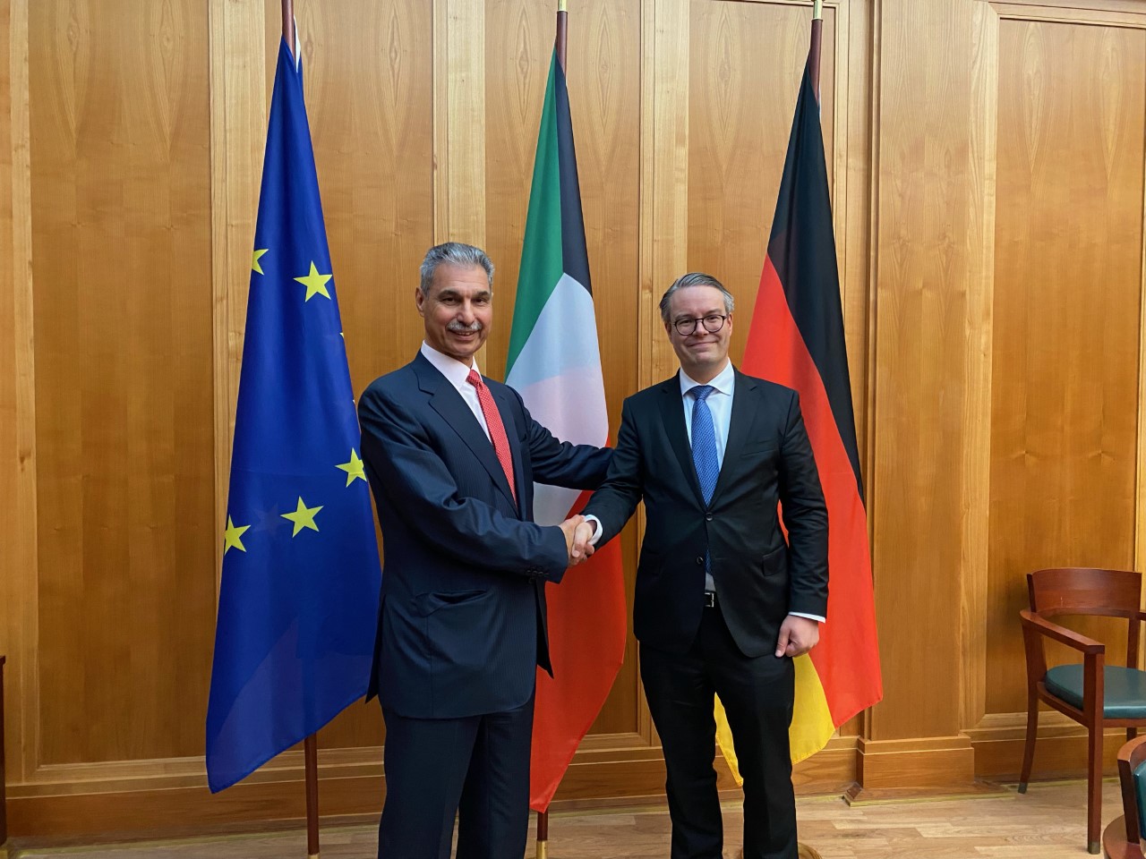Deputy FM meets with German minister