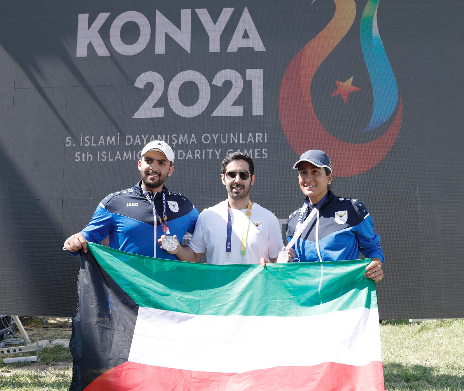 Sara Al-Hawal and Talal Al-Rashidi win the silver medal in the double trap competition