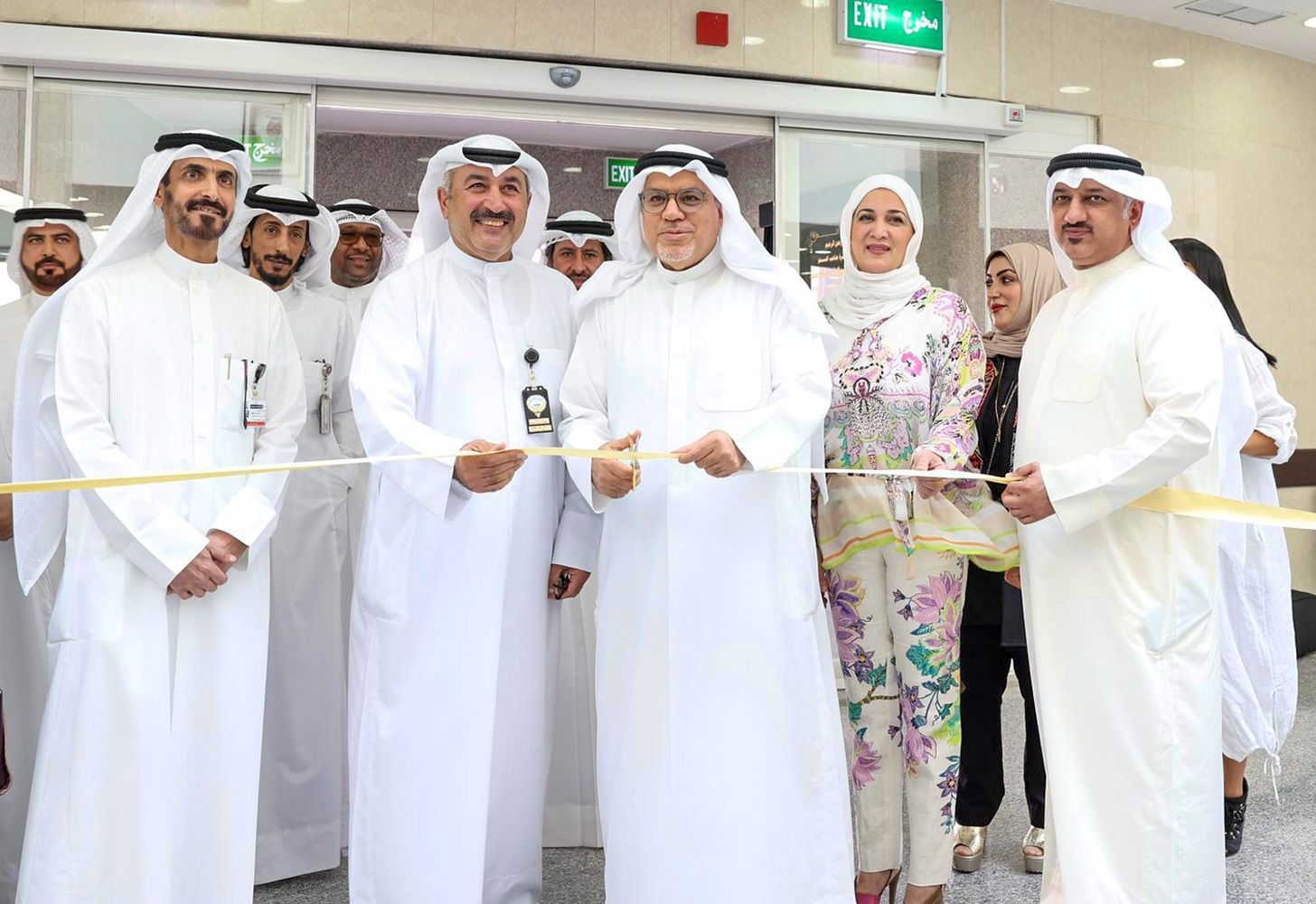 KUNA Kuwait health minister opens new medical center
