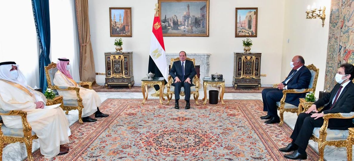 الرئيس المصري يلتقي وزير الخارجية السعودي