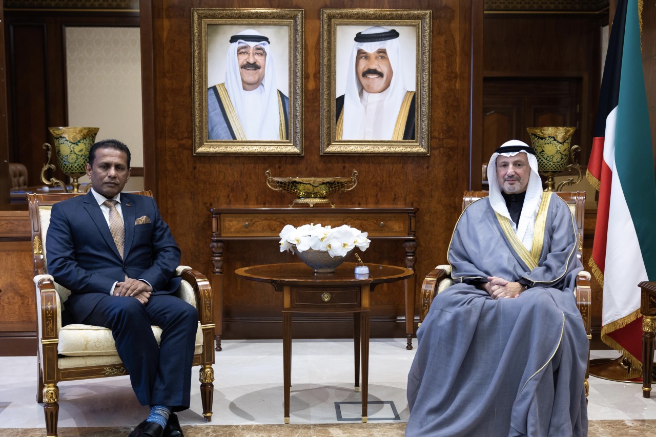 وزير الخارجية يستقبل  سفير جمهورية سريلانكا الديمقراطية الشعبية لدى دولة الكويت