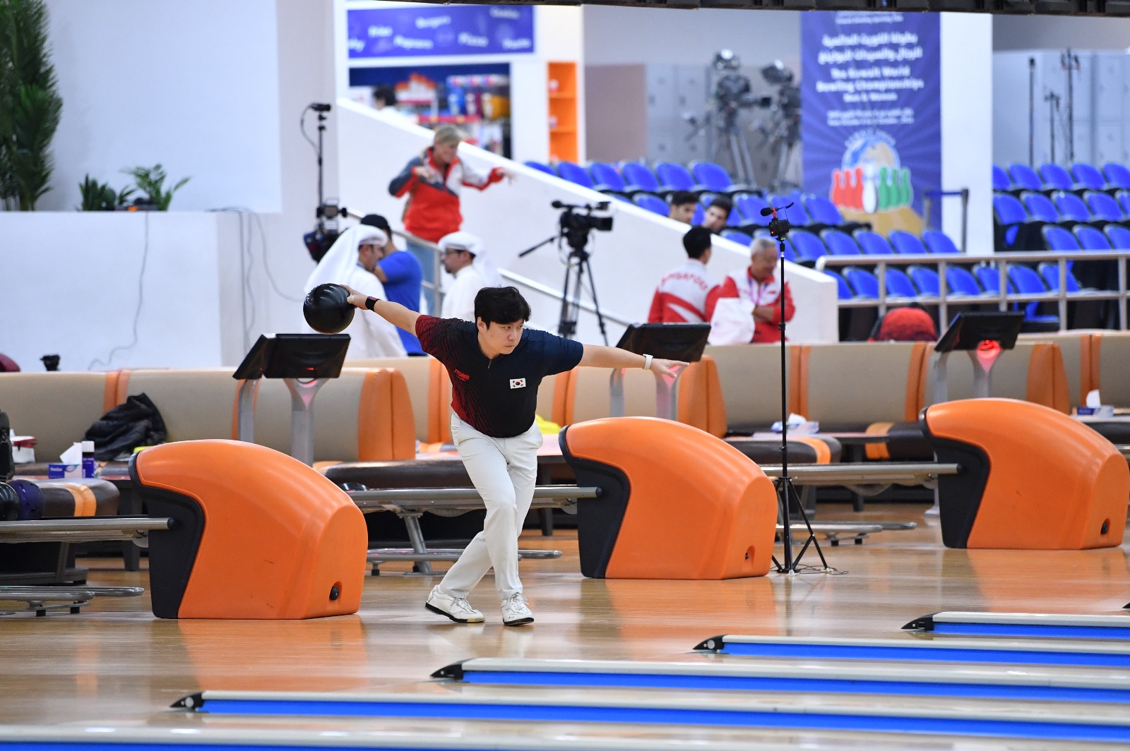 KUNA S. Korean, Singaporean teams win World Bowling Championship titles