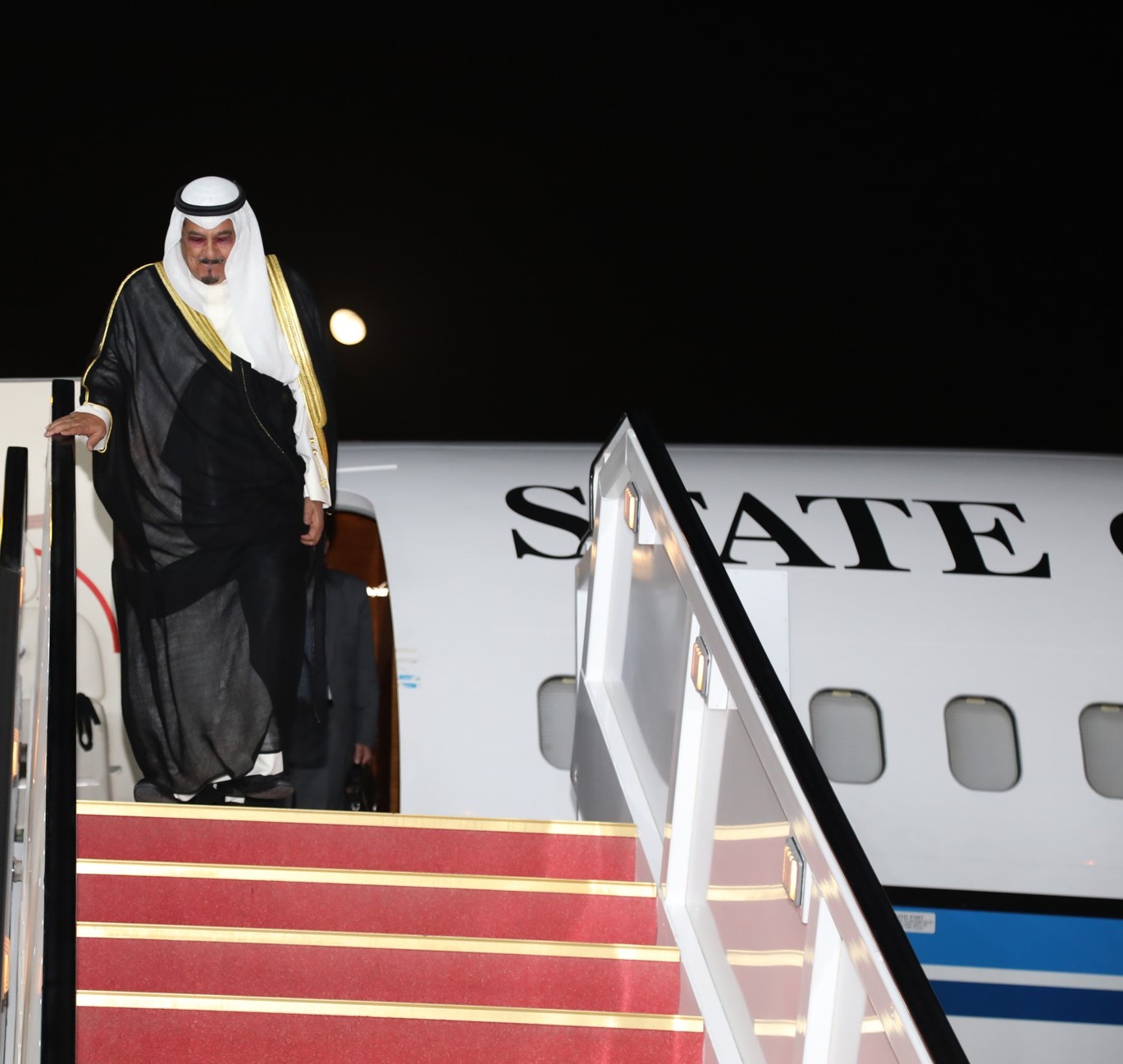 Kuwait Amir's representative returns home after participating in Doha's Expo 2023 opening