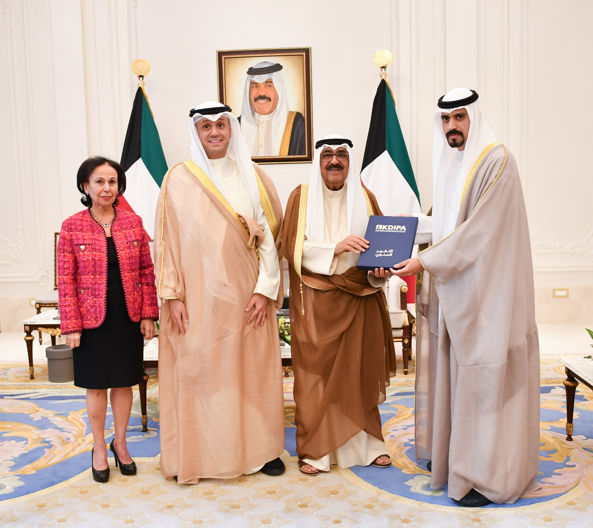 Kuwait Crown Prince receives eighth annual KDIPA report for 2022-2023