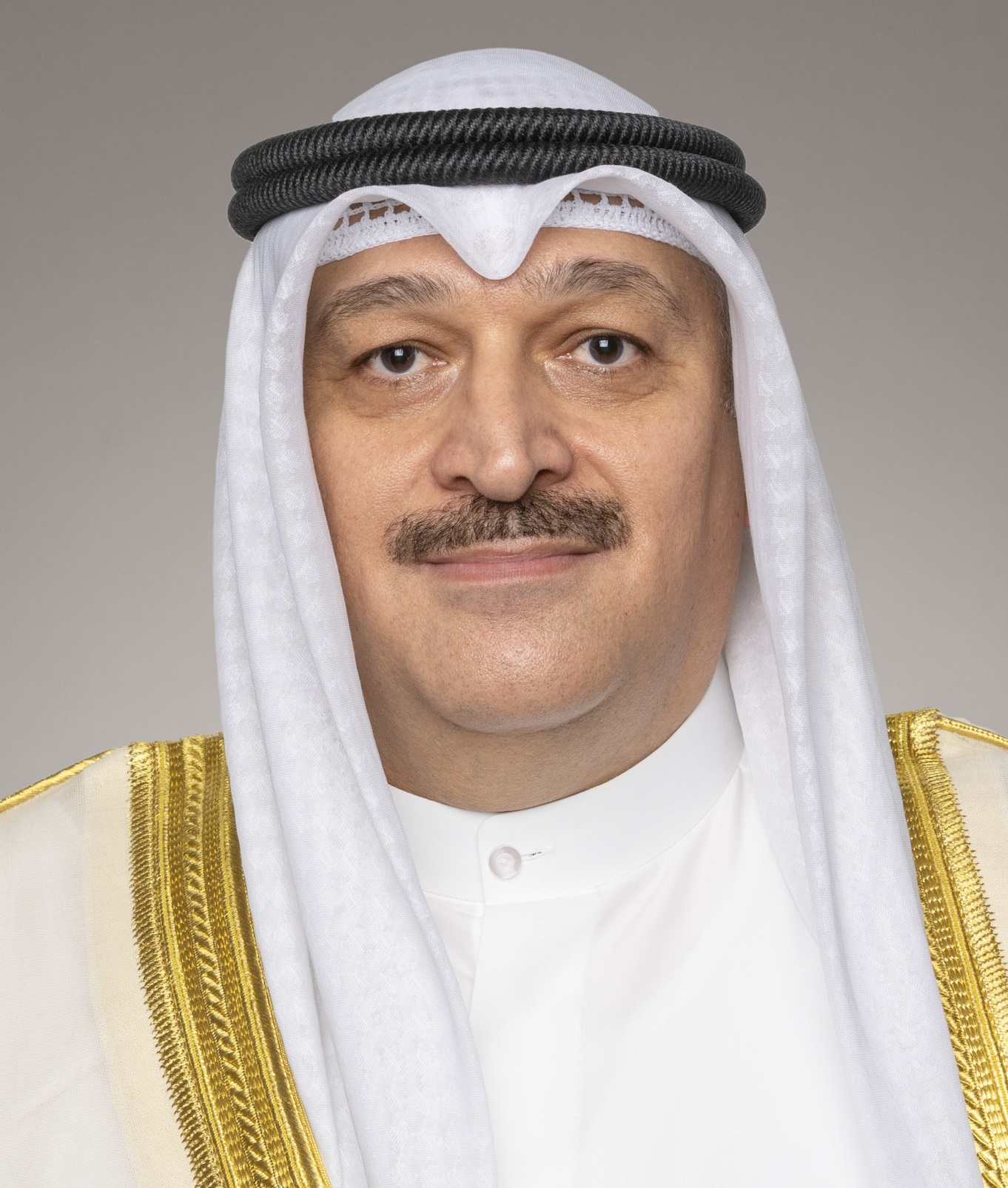 وزير الصحة الدكتور أحمد العوضي