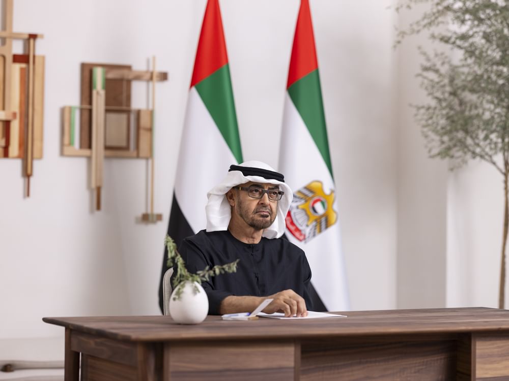 مشاركة رئيس الإمارات في قمة قادة مجموعة العشرين عبر تقنية الاتصال المرئي
