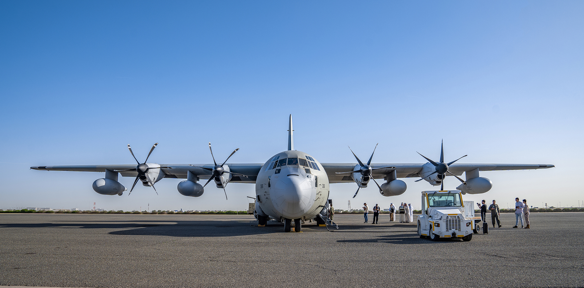 Le trentième avion du pont de secours koweïtien pour Gaza transporte dix tonnes d’aide humanitaire