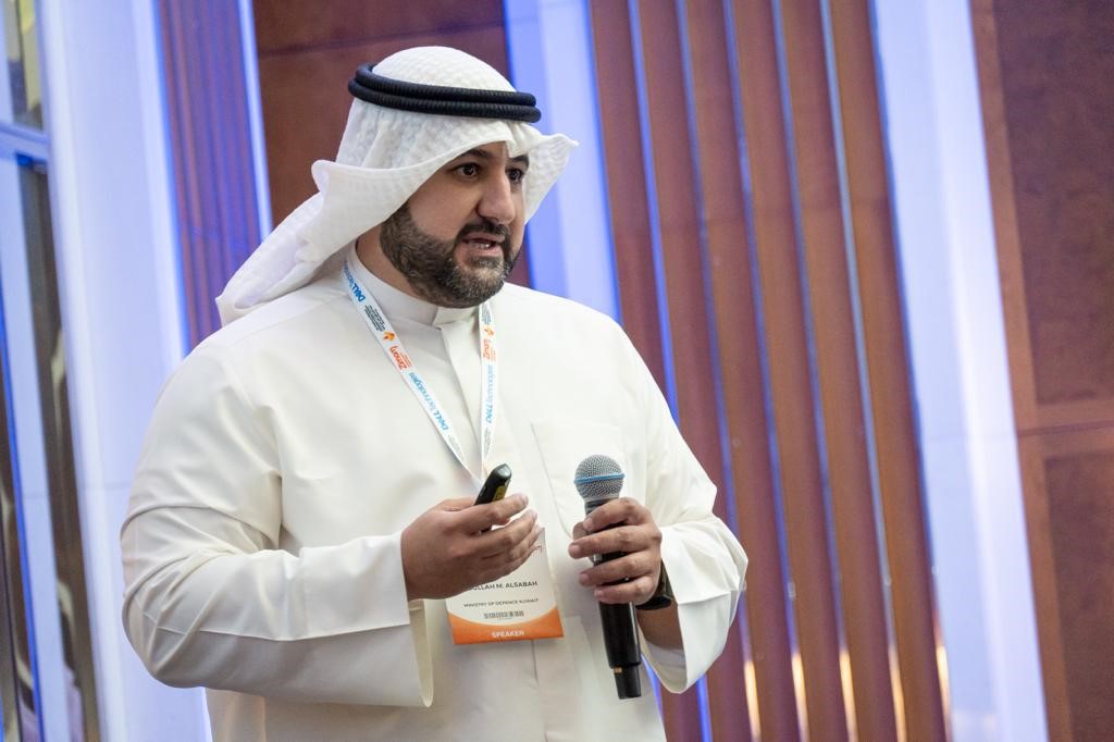 وكيل وزارة الدفاع الشيخ الدكتور عبدالله مشعل الصباح خلال مشاركته بالمؤتمر الخليجي السادس لتنمية القوى العاملة بمجال الصحة الرقمية (زمام 2023) 