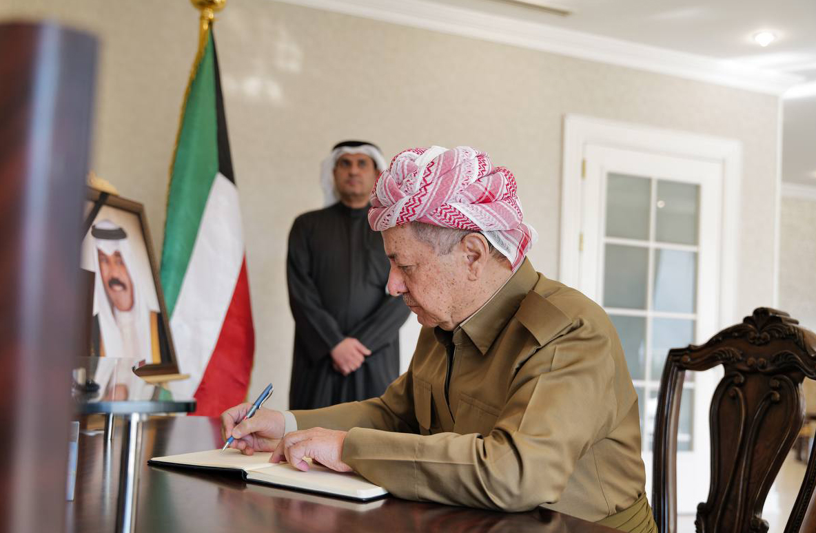 The head of Kurdistan Democratic Party, Masoud Barzani, visited the Kuwaiti consulate in Erbil to offer condolences and sympathy on the occasion.