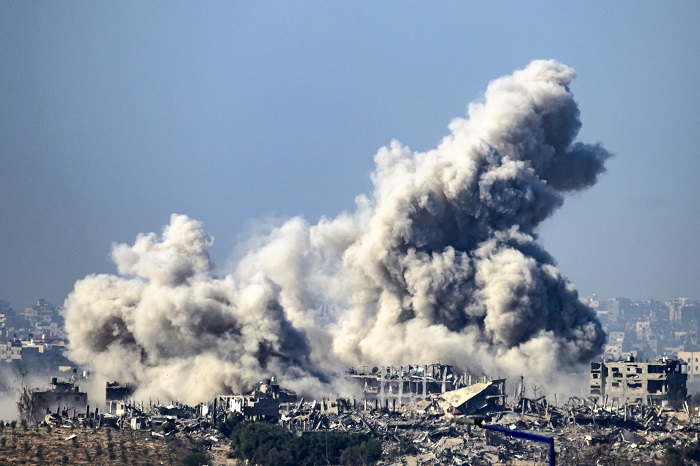Sites in Gaza Strip bombed by Israeli occupation warplanes