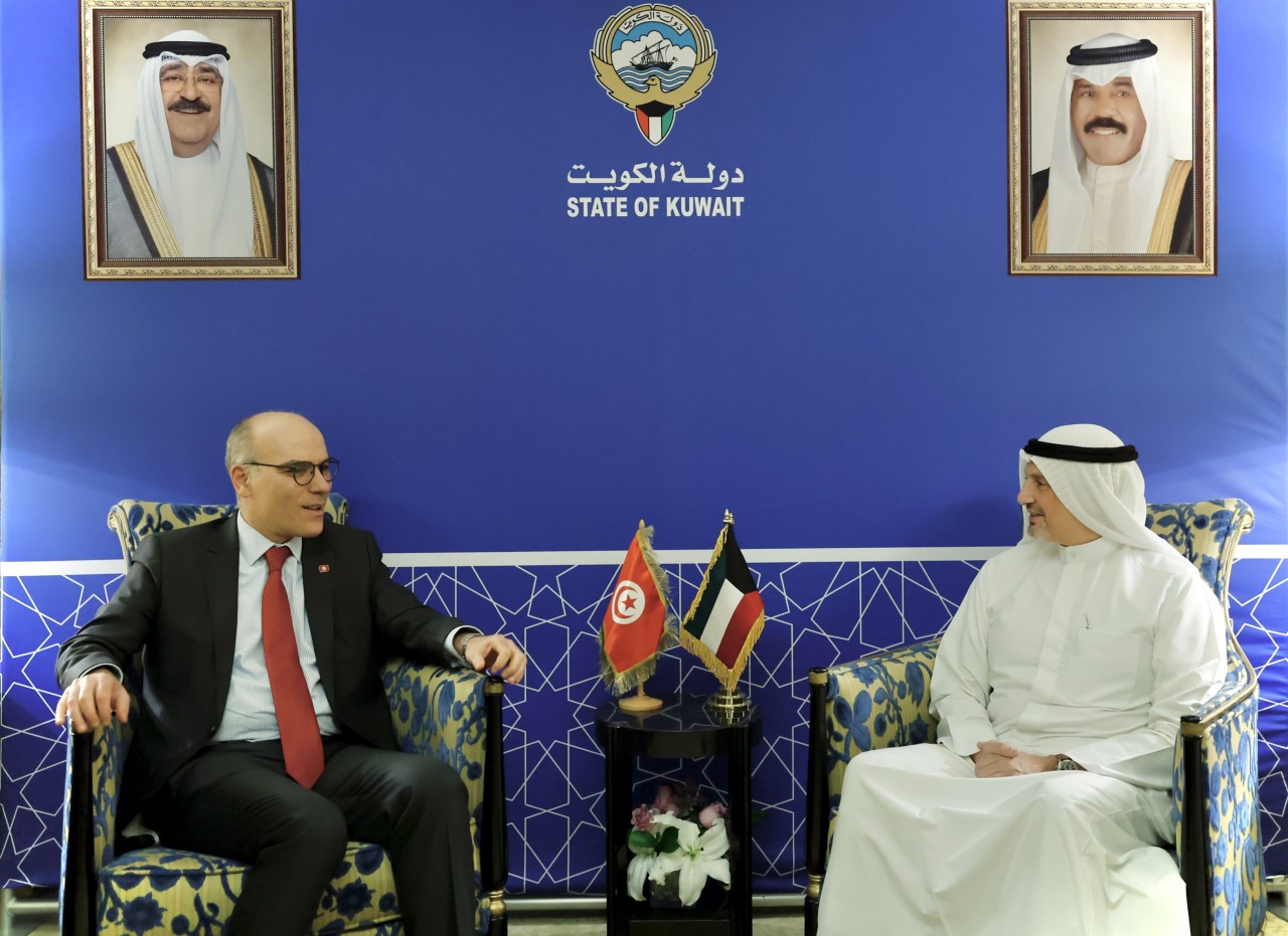 Tunisian foreign minister meets with his Kuwaiti counterpart
