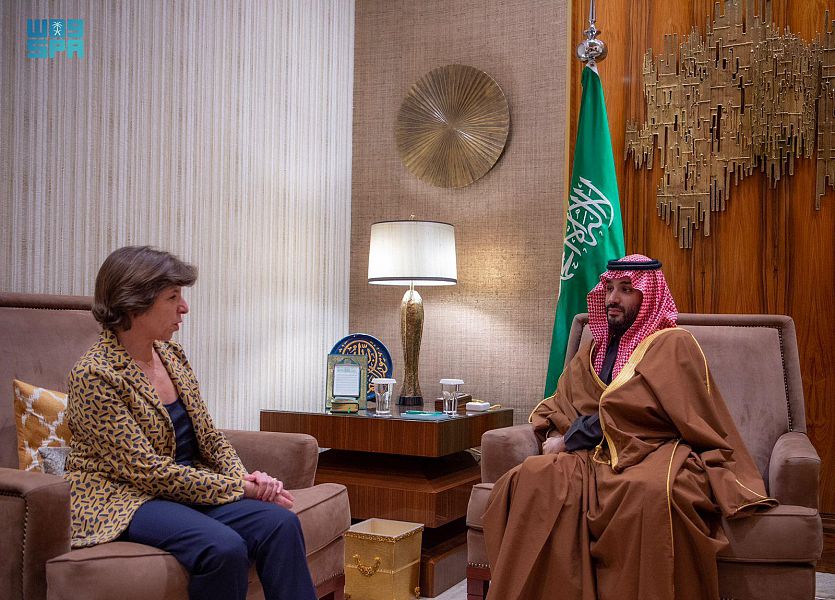 Saudi Crown Prince, French FM discuss regional, int'l issues