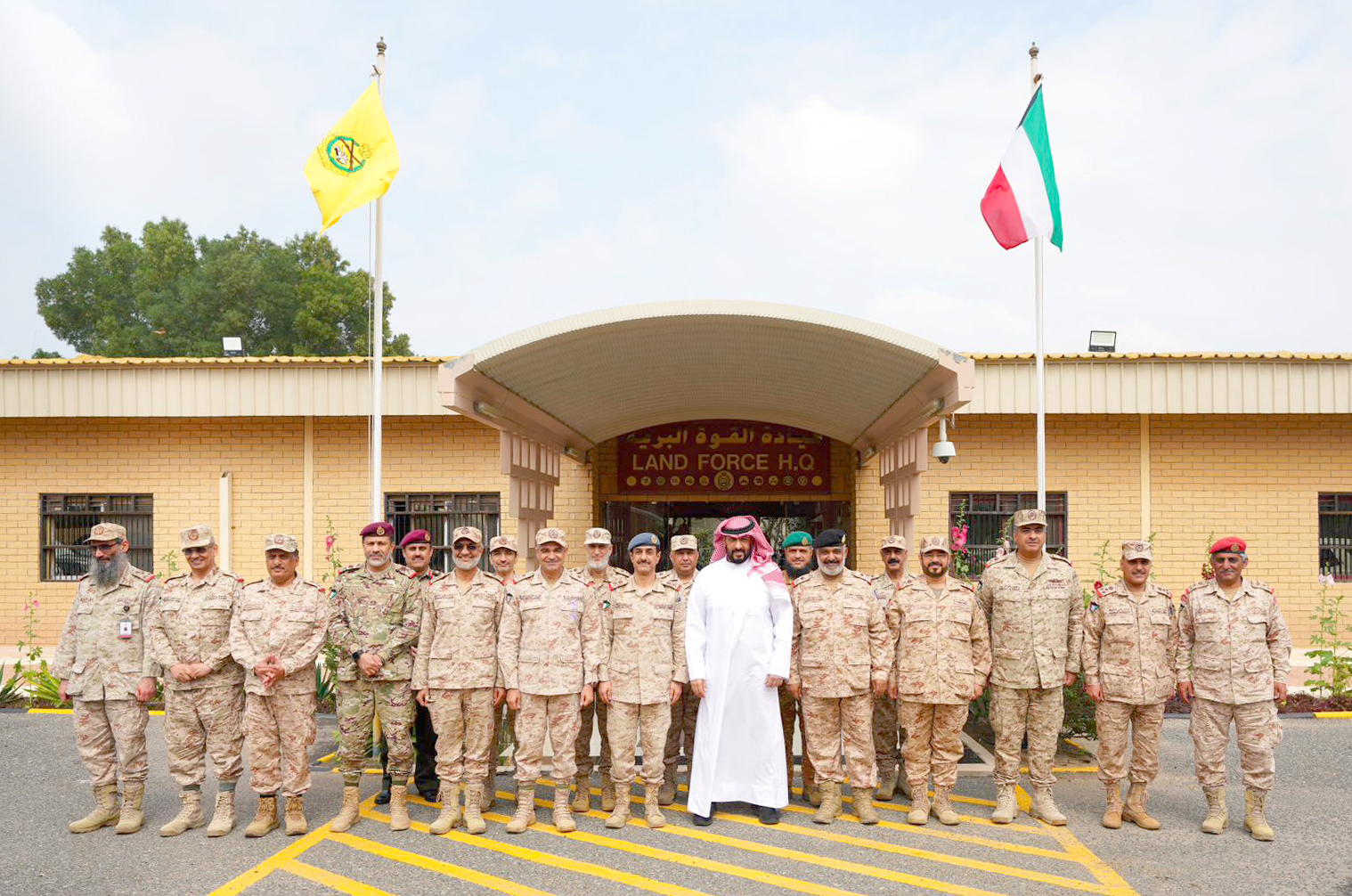 Acting Defense Minister during his meeting with army leadership