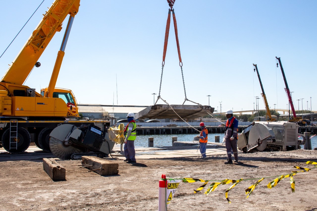 Kuwait Ports Authority inaugurates rehabilitating Shuwaikh port project