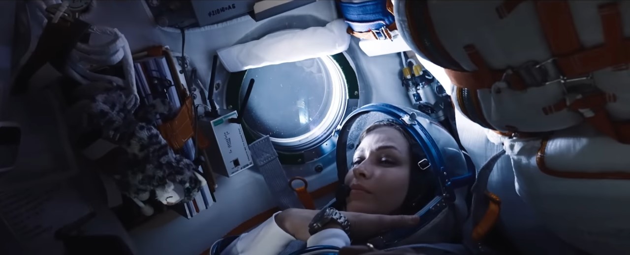 الممثلة يوميا بيريسيلد على متن محطة الفضاء الدولية