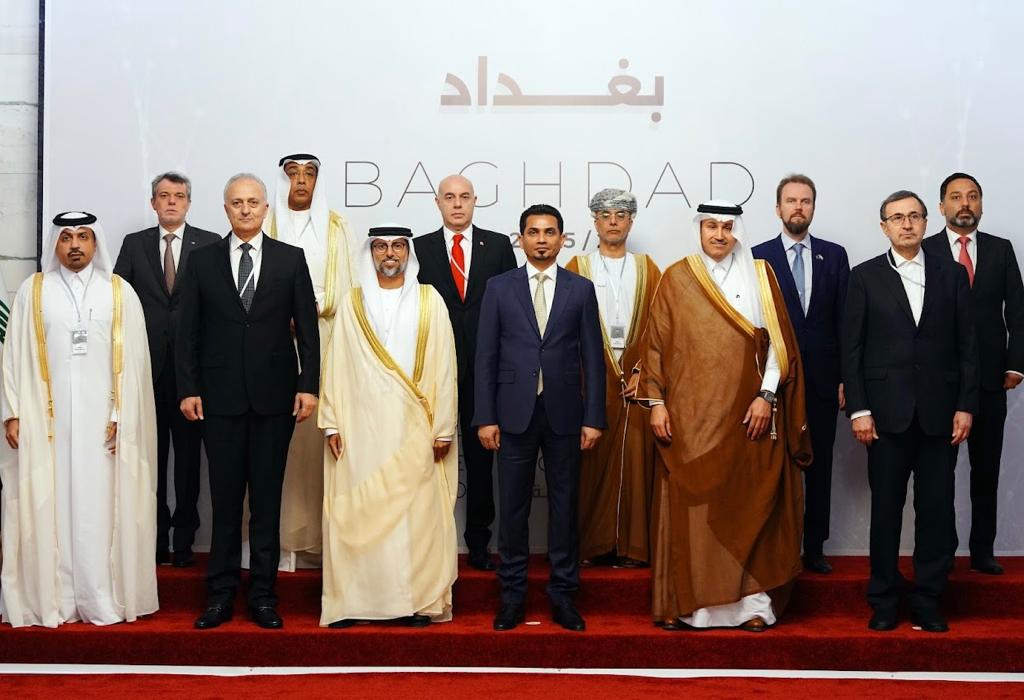 Representatives from regional countries in "development road" conference