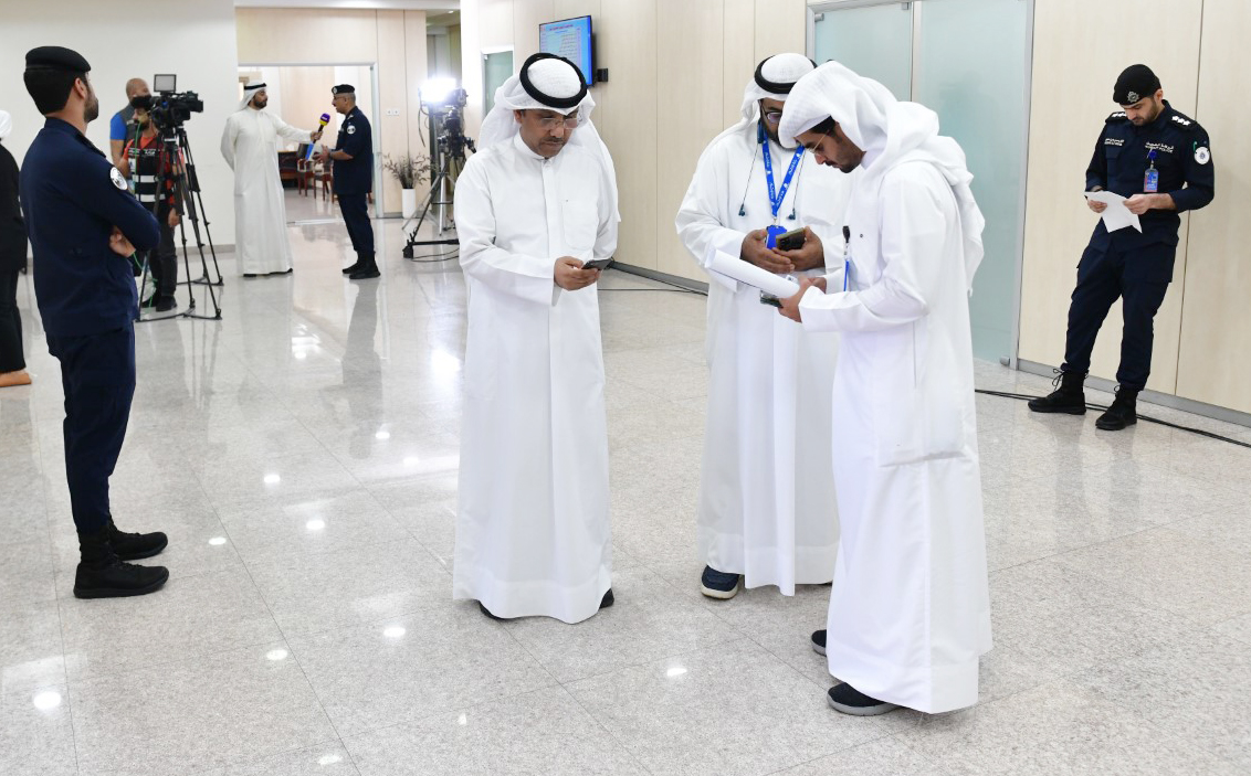 19 Kuwaitis submit candidacy documents for "23" parliament election