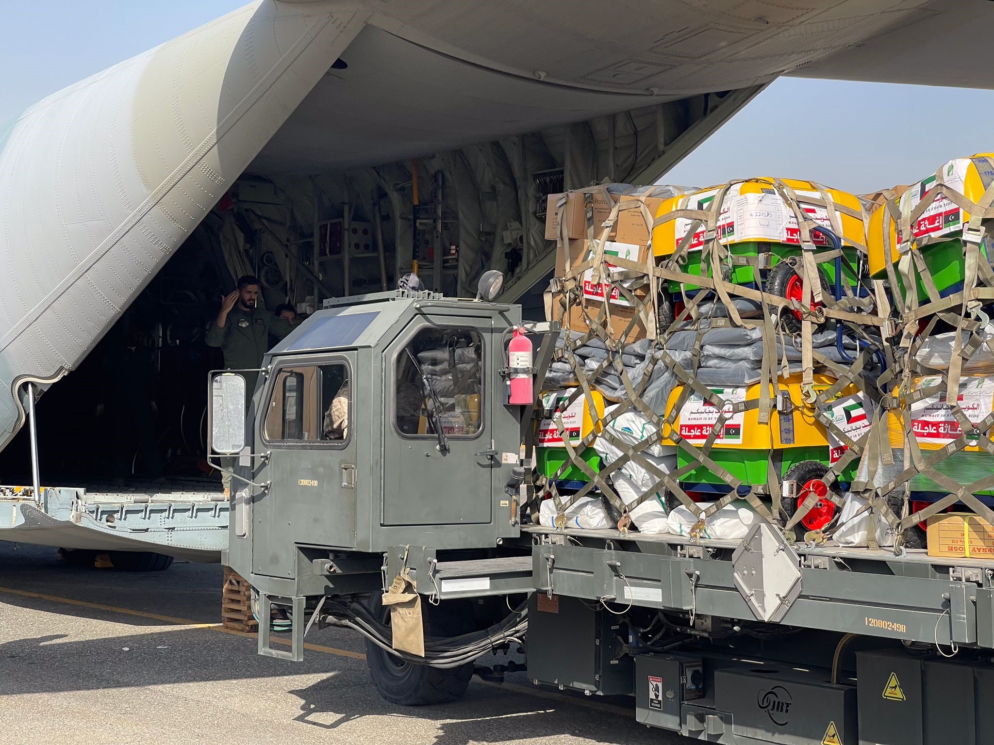 10 tons of medical and relief aid are being loaded on the plane