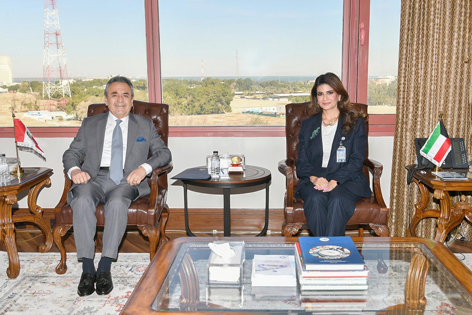 Director-General of Kuwait News Agency (KUNA) Dr. Fatima Al-Salem welcomes Ambassador of Peru