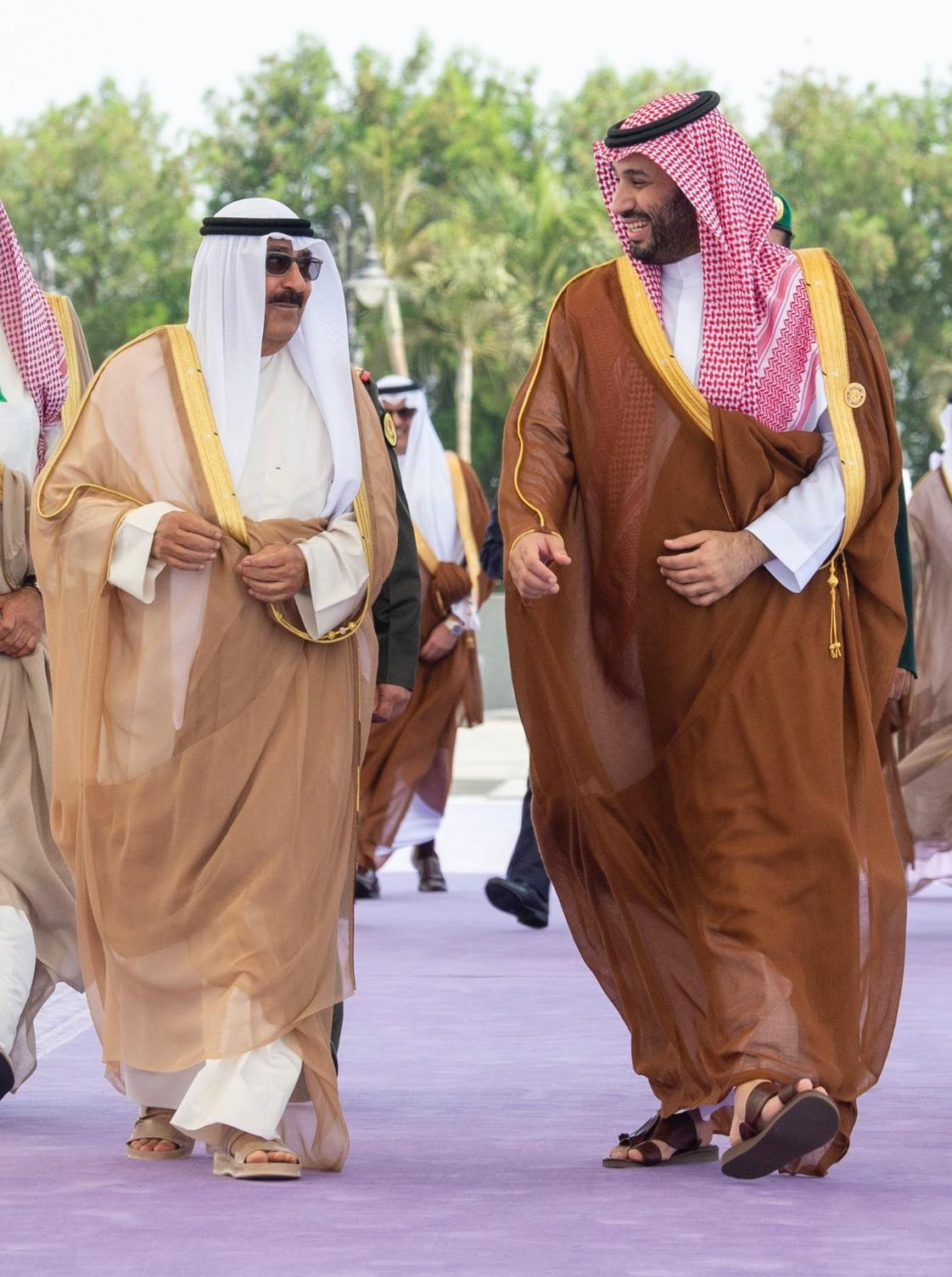 سمو الأمير الشيخ مشعل الأحمد الجابر الصباح حينما كان وليا للعهد يلتقي ولي العهد السعودي الأمير محمد بن سلمان