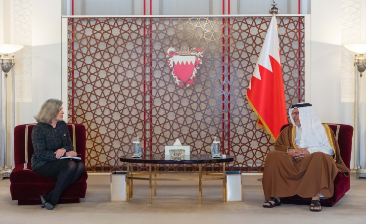 Crown Prince and Prime Minister of Bahrain Salman bin Hamad Al Khalifa met with a delegation from the United States Congress, including Senator Joni Ernst