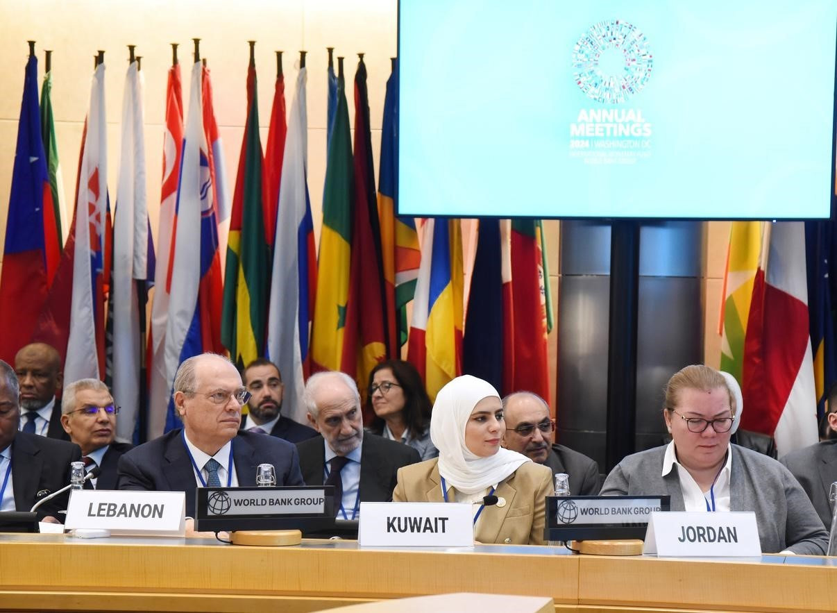 Minister of Finance, Minister of State for Economic Affairs and Investment and Acting Minister of Oil Noura Al-Fassam during the meeting