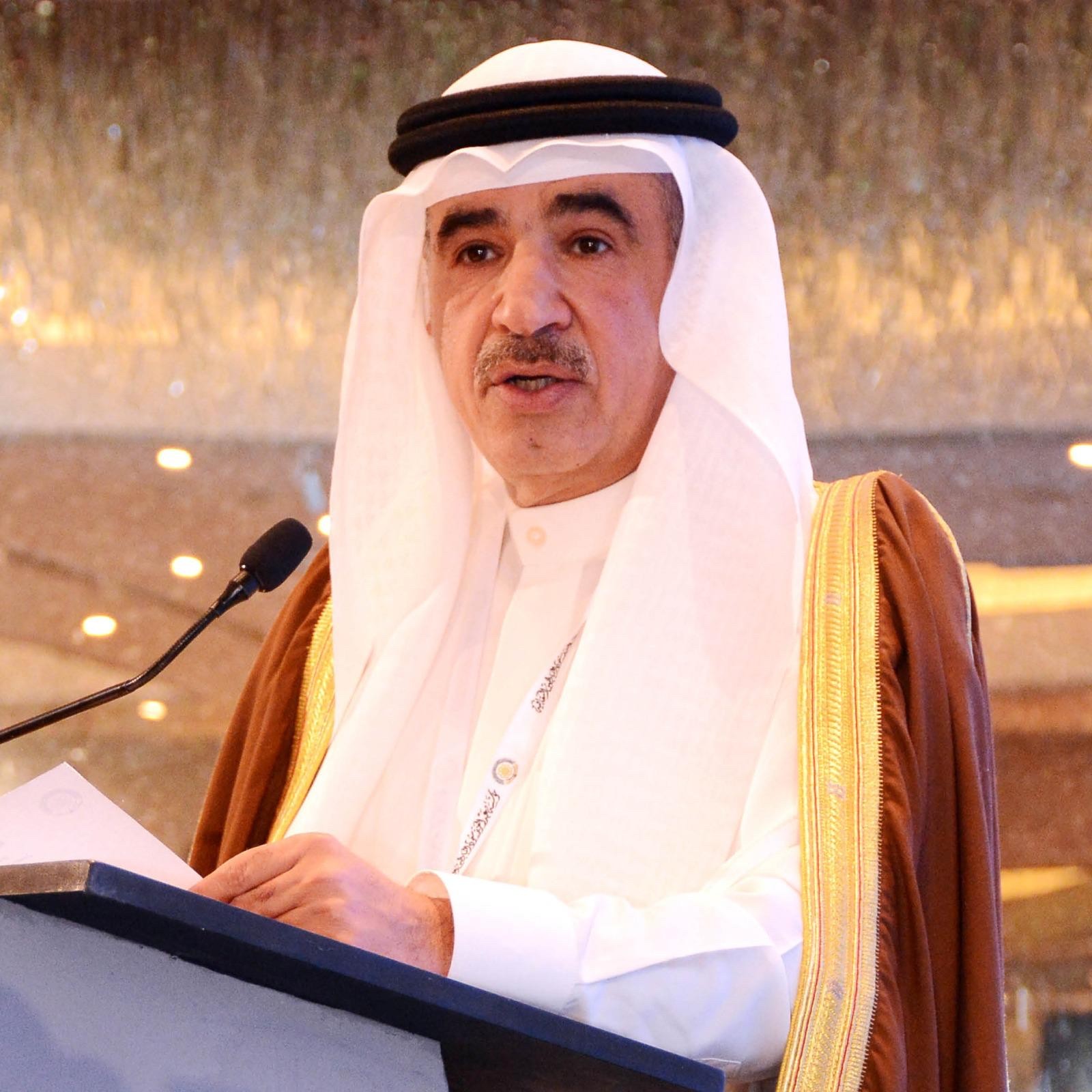 رئيس مجلس أمناء المؤسسة سعود البابطين