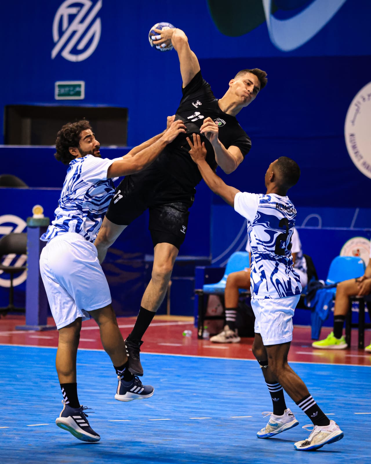 Gurain thrashes Tadamon 18-32 in Kuwait handball tourney